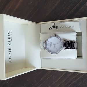NIB Silver mother of pearl watch